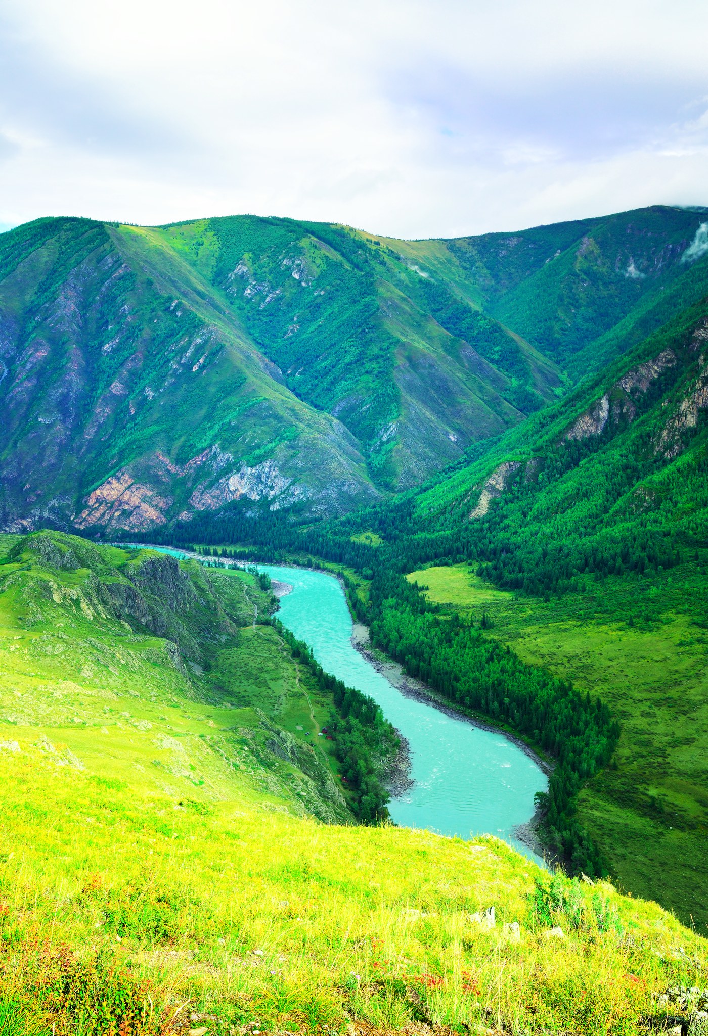 Mountain river valley: clean air and water